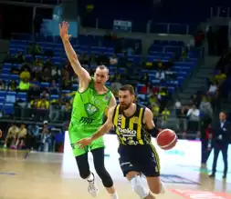Fenerbahçe Beko, TOFAŞ'ı Yenerek Lider Oldu!