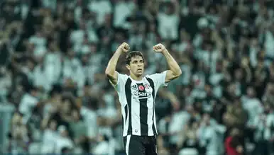 Futbolcu, Acil Ameliyata Alındı
