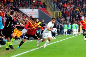 Göztepe, Rizespor'u 3-0 Yendi!