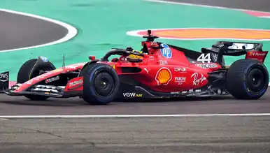 Hamilton, Ferrari'yle İlk Testini Yaptı!