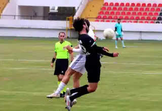 Turgutlu, Büyükçekmece'ye Ev Sahipliğinde 4-2 Yenildi
