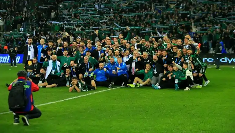Kocaelispor, 16 Yıl Sonra Süper Lig'e Çok Yakın!
