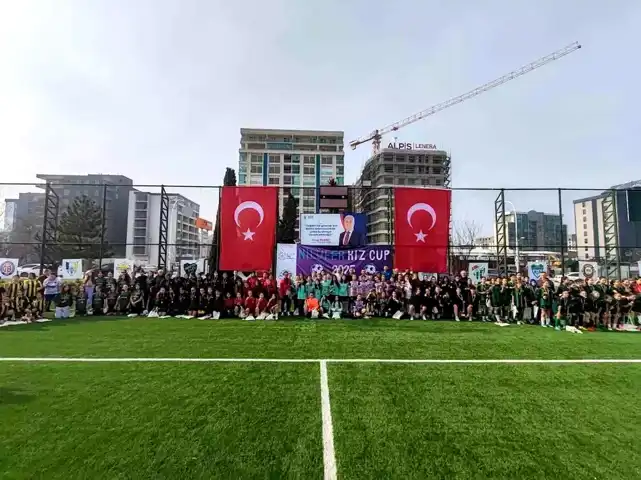 Ufukspor, Nilüfer Kız Cup 2025'te Şampiyon!