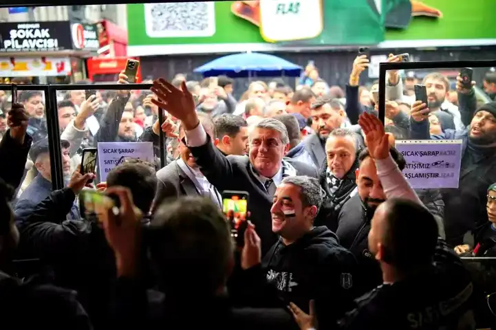 Serdal Adalı, Beşiktaşlı Taraftarlarla Buluştu